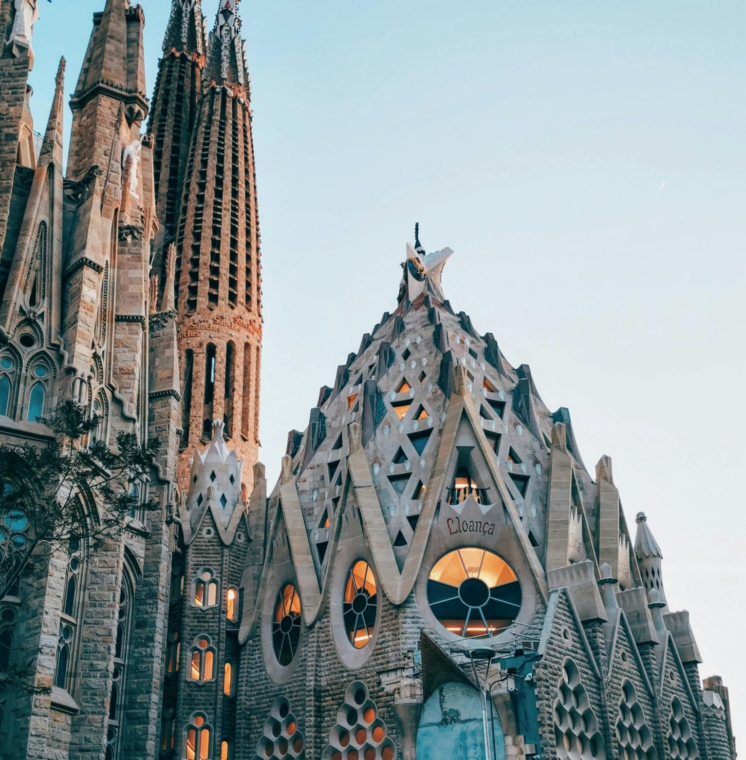Personalized private tours Barcelona. Sagrada Familia