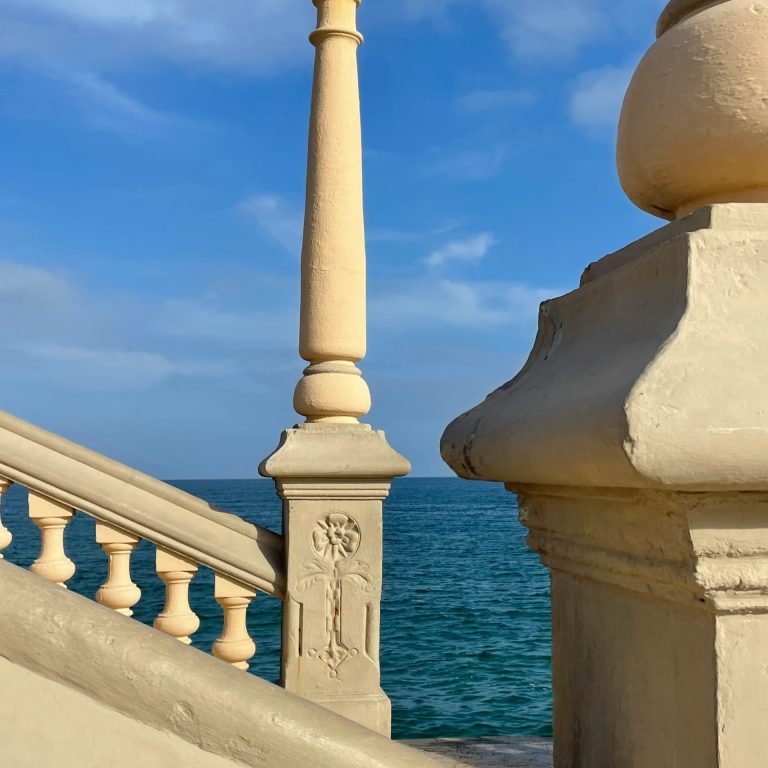 Sitges private tour. Personalized private tours.